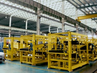 Multi-function Boarding Bridge (Hydraulic Lift Platform)